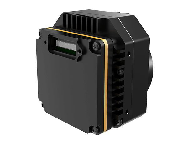 The Plug-R series 640x512 Uncooled Thermal Module